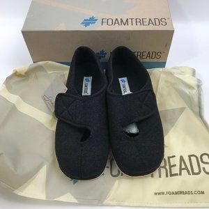 FoamTreads Women's Kendall Black Slippers  8.5M